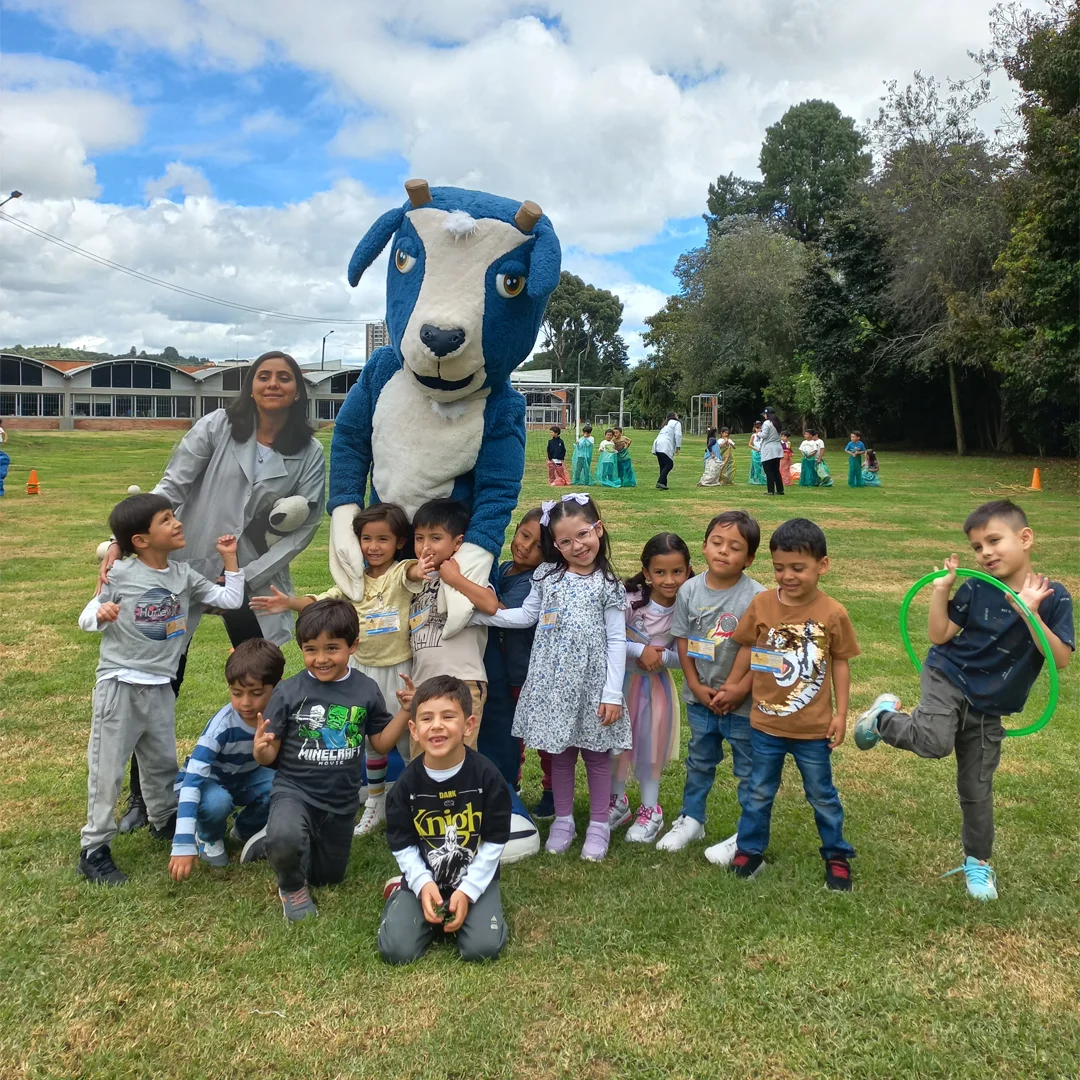 El Colegio San Tarsicio de Bogotá da la bienvenida a sus promociones mixtas