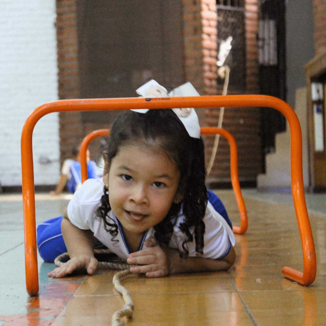 Día Deportivo en el Colegio Católico Rosalba Santander (Cali)
