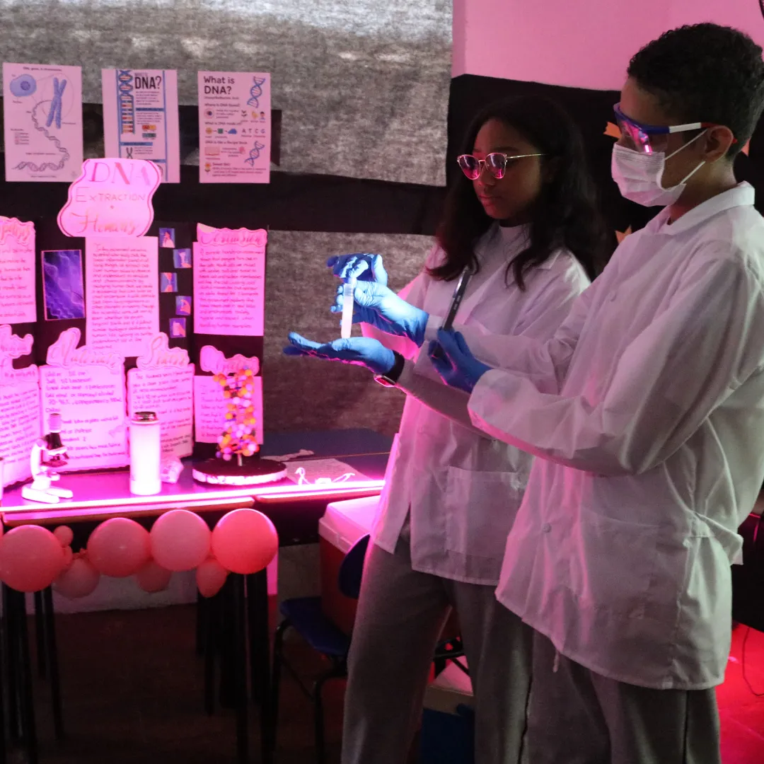 Science Fair en el Colegio Bilingüe Anglo Americano de Cali