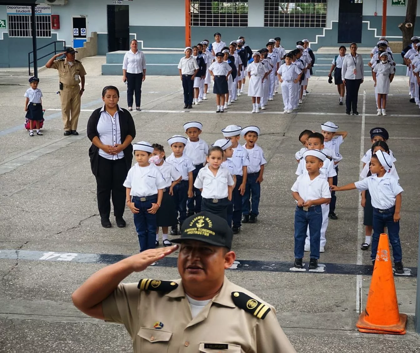 Academia Naval Almirante Illingworth (Guayaquil)
